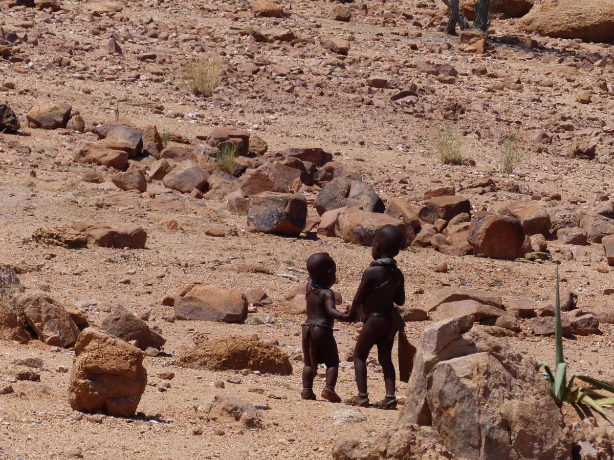 Ozohere Campsite And Himba Village Uis Exterior photo