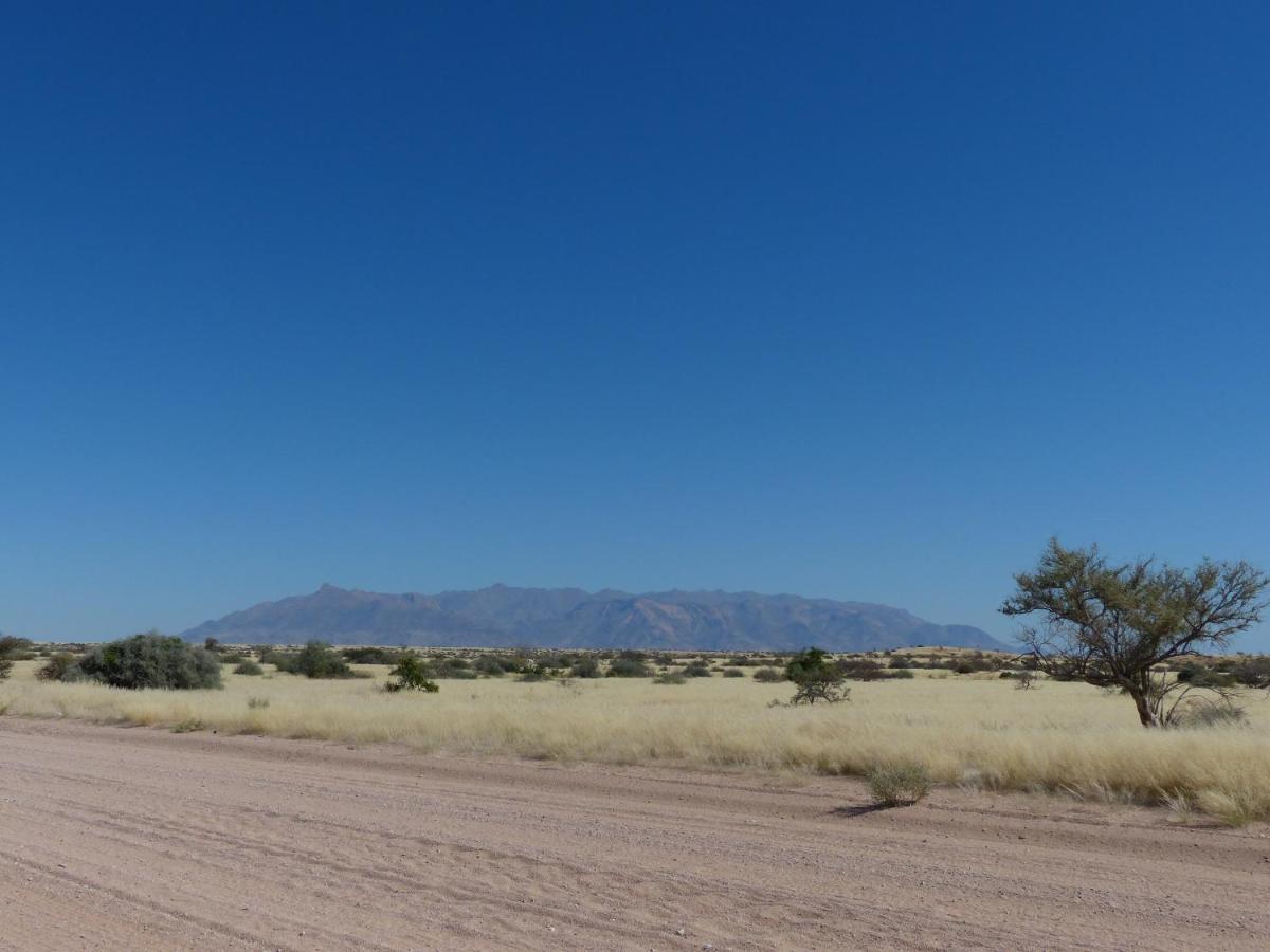 Ozohere Campsite And Himba Village Uis Exterior photo
